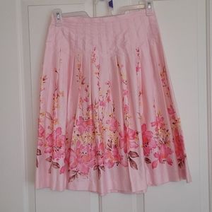 Bandolino pleated skirt